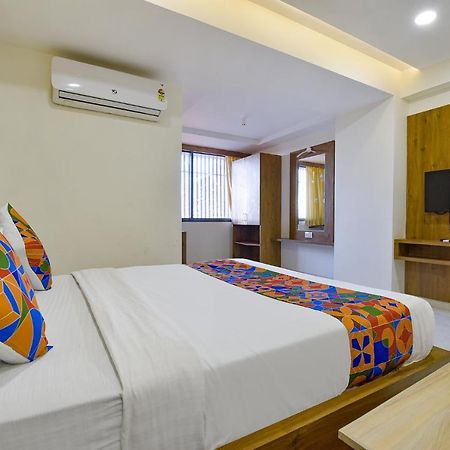 Hotel Legrand.Inn Ahmadábád Kültér fotó