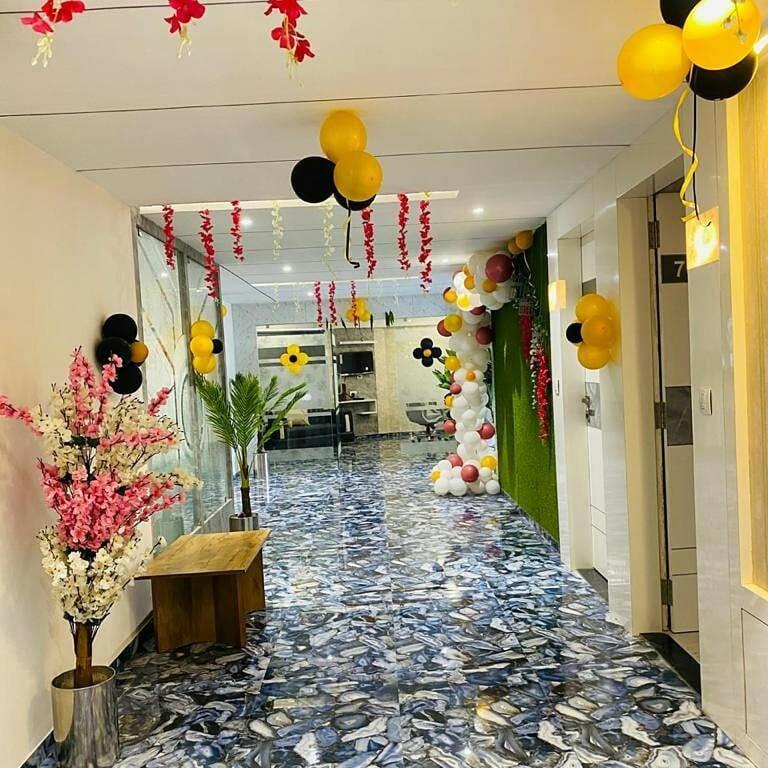 Hotel Legrand.Inn Ahmadábád Kültér fotó